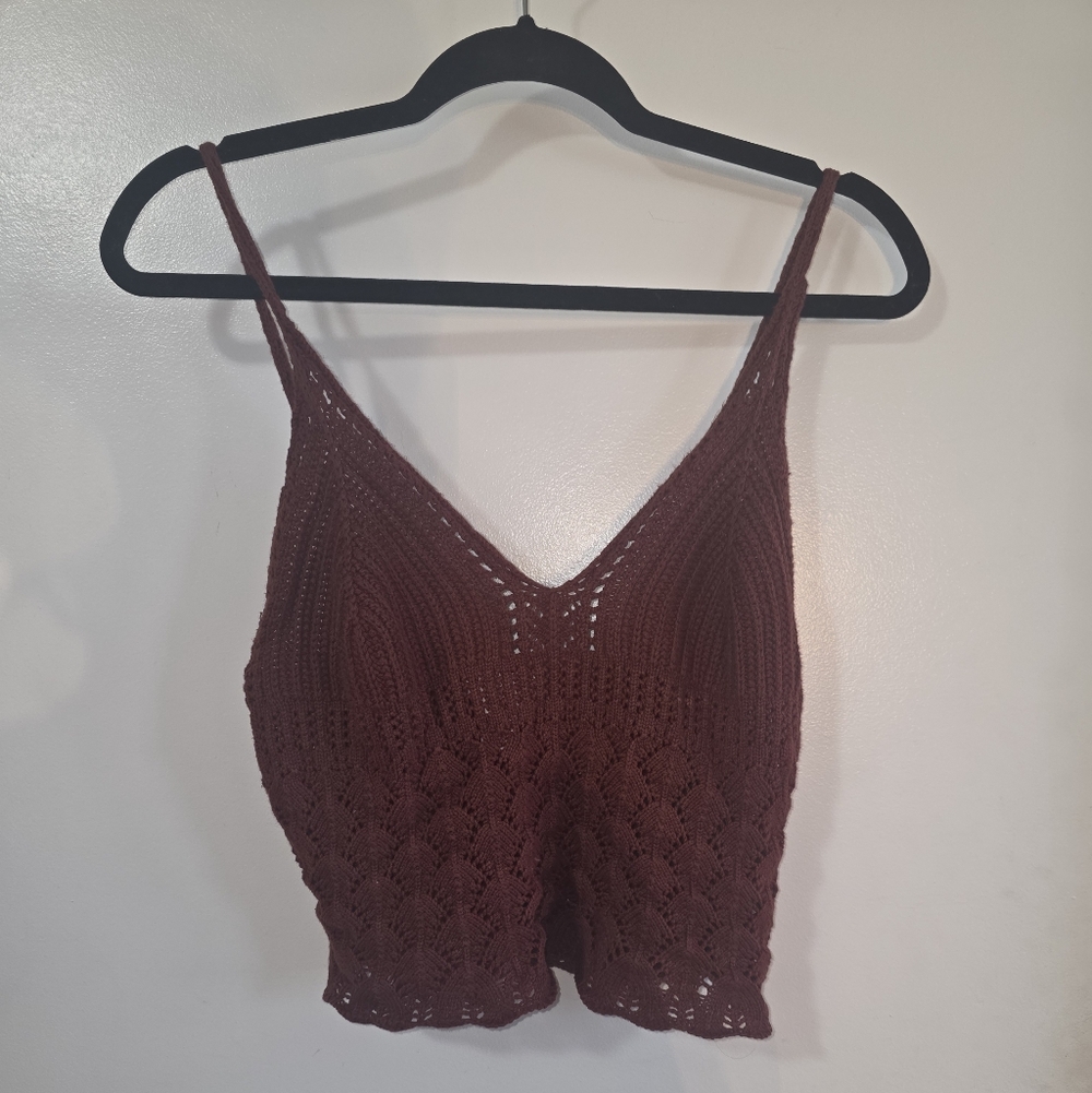 Women’s Crochet V-Neck Tank Top - Deep Wine
